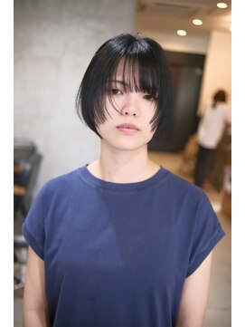 イル(ill) レイヤー 顔まわり ボブ ショート