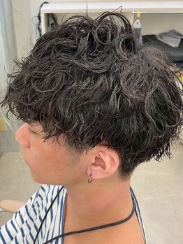 《須坂市役所徒歩3分》女性の心を掴むスタイルで周りと差をつける―。いつもと違う自分に出会えます。