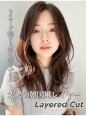 20代レイヤー◎抜け感アッシュブラウン×小顔
