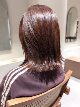 オレンジブラウン×ギリギリくくれる切りっぱなしボブ