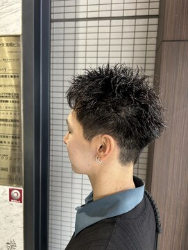 アース 天満橋店(HAIR & MAKE EARTH) ◎スパイキーショートパーマで清潔感ビジネスヘア