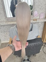ラニヘアサロン(lani hair salon)&nbsp;ミルクティーベージュ/ホワイトグレージュ/ブリーチ/ハイトーン
