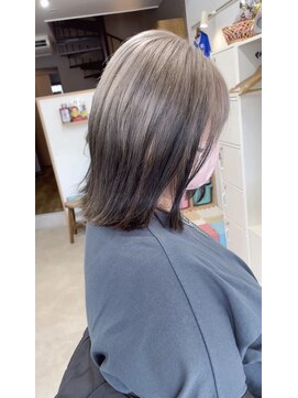 オリビアヘアー(OLIVIA HAIR) ミルクティーベージュ×エンドカラーで柔らかボブ