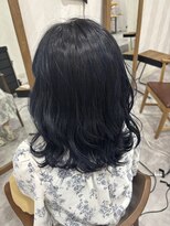 トイロ(toiro)&nbsp;透明感たっぷりのネイビーブラックカラー