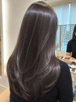 オアシスアヴェダ ザ・ペニンシュラ東京(OASIS AVEDA)&nbsp;ロングレイヤー・艶髪・髪質改善・縮毛矯正・銀座日比谷20代30代