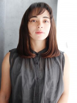 ヘアメイク ナル(hair make nalu) 切りっぱなしロブのカジュアルモードスタイル