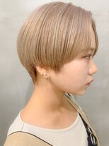 テトヘアー(teto hair) プラチナブロンド、ハイトーン、ハンサムショート