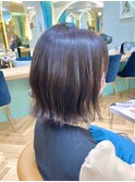 大人かわいい前下がりくびれヘアアースカラー