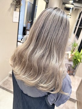 トリコ(torico) バレイヤージュ『エアタッチ』 【八王子】