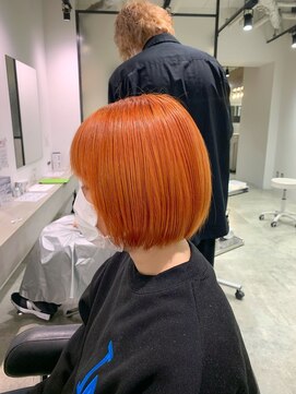 ビブ(VIV) ワンレンボブ オレンジカラー