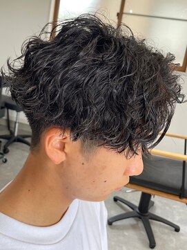 フゥ 宇都宮(FeU) 波巻きパーマメンズパーマメンズヘアツーブロックツイストパーマ
