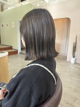 キュオンシア(CUEON. ciea) 切りっぱなし×オリーブカラー