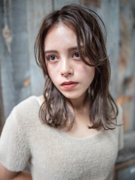 キングスベリー(Hair Relaxation King's Berry) レイヤーミディアムスタイル