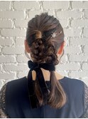 結婚式お呼ばれヘアアレンジ  編みおろしツイン