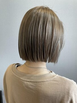 ヘアーズ ベリー 上新庄店(hairs BERRY) 大人可愛い30代40代小顔ウルフレイヤーボブ丸みショートボブ小顔