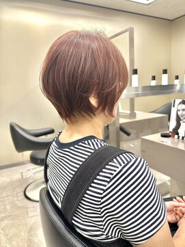 シシ 大宮(She 2.) くびれショート/大人ショート/ハイトーンショート