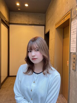 ヘアサロン アウラ(hair salon aura) ブリーチなしベージュ レイヤーカット