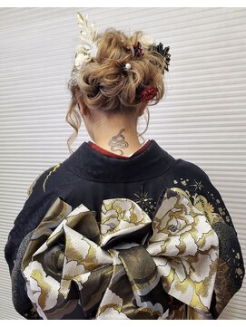 ヘアーアンドセルフサロン アキ(hair&self salon Aki) 成人式着付とヘアスタイル