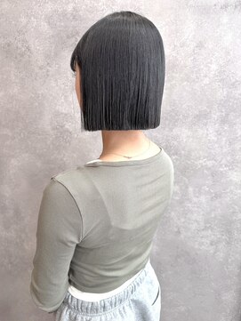 リズム バイ リンクス(Re:ism by Links) タッセルボブ×黒髪カラー