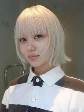 ユルク トウキョウ(jurk tokyo) ボブウルフ、ホワイト、ブロンド、レイヤー