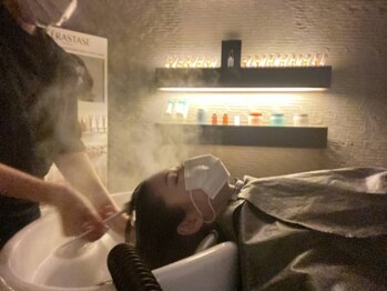 フルショウ 栄店(FURUSHO)の写真/【栄中日ビル３F】厳選されたサロンでしか取り扱えない一流ケアケラスターゼ◇頭皮からのケアで髪質改善☆