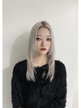 エゴ 池袋(EGO) ホワイトカラー