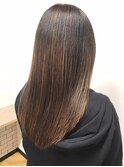ベージュカラー くすみカラー セミロング ツヤ髪 透明感