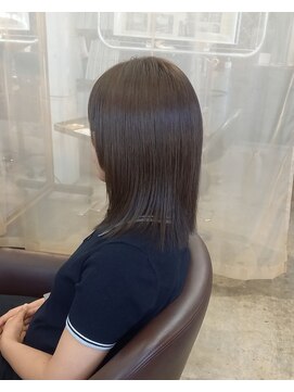 ノマニカ バイ ルレーヴ 池田店(noma-nika by Le reve) オリーブグレージュのストレートヘア☆