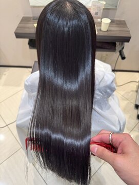 アース エレガンス 吉祥寺店(EARTH Elegance) 触れた瞬間に違いがわかる、美髪矯正ストレート