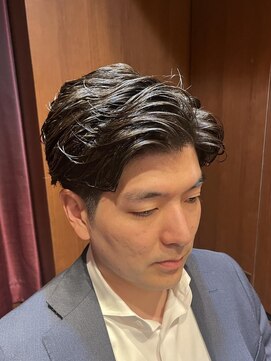 ヘアモードキクチ 日本橋室町店 日本橋室町　毛流れパーマ　ビジネスヘア