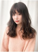 たっぷりレイヤーカットでふんわりロング