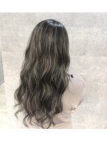 オリ(‘Oli)&nbsp;アッシュベージュハイライト