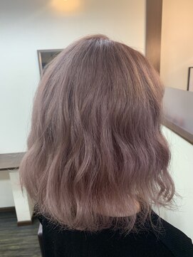 ヘアアンドスパ ラヴチャ(Hair＆Spa Love Cha) ハイトーンボブ