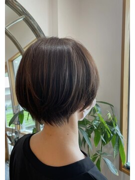 ルアナ バイ ザシーヘアーアンドライフ(LUANA by the SEA hair&life) ショートボブ