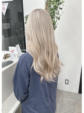 ユウル 横浜(juhl.) ブリーチ/ニュアンスカラー/ペールベージュ/アースカラー/カラー