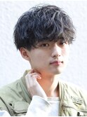 ソフトツイストスパイラルパーマスパイラル刈り上げマッシュ