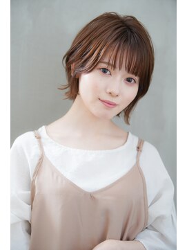 アンベリー(embellie) 【30代・40代・50代】くびれ風ナチュラルショート