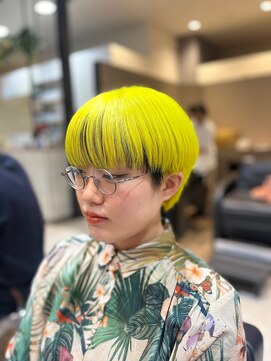 ラッシュ(rush) ビビットイエロー×インナーブラック