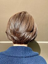 フィアート ヘアドレッシング サロン(Fiato Hairdressing Salon)&nbsp;アッシュベージュ　イルミナカラー