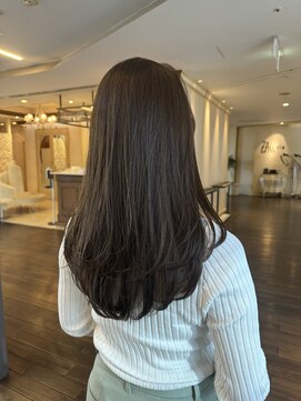 ザック ヴィ(ZACC  vie) グレージュ　レイヤーカット　20代30代40代