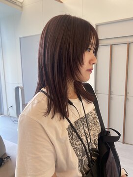 ローレンアオ(LOREN AO) レイヤーカット/レイヤーミディ/ワインレッド/顔まわりカット