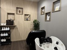 スロー(Slow)の雰囲気（～マンツーマンサロン～完全プライベート空間）