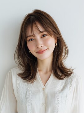 e.m.a プレミアムビューティーサロン 栄駅店(e.m.a PREMIUM BEAUTY SALON) レイヤーカット/イメチェン/外ハネボブ/美髪/ワイドバング/髪型