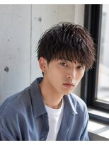 バグズ(Baguz) 無造作波巻きツイストスパイラルマッシュ