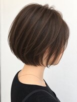 ビッケ(Vicke)&nbsp;30代40代50代/大人ショートボブ／簡単スタイリング