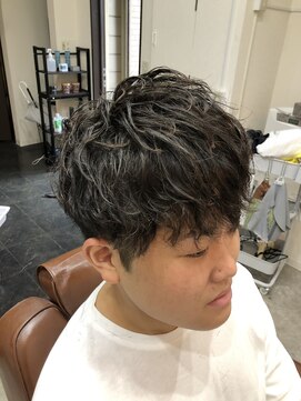 ヴィンチ(VINCI) ツーブロックスパイラルパーマ