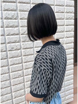 プチメゾントウキョウ(Petit Maison Tokyo) 内巻きボブ_インナーカラーレッド