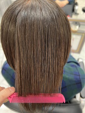 エスカーラ 表参道(THE ESCALA) @m_ayu/ショートボブ/グレージュカラー/タビラマユミ