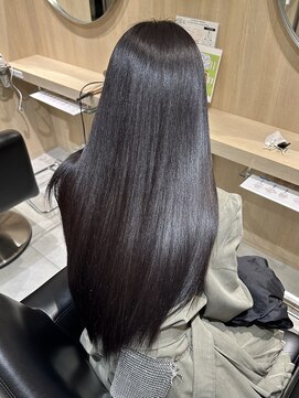 エイトヘアー(8 HAIR) ツヤサラロング
