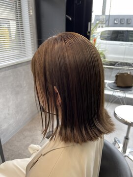 アール(Rr) 切りっぱなしbeige hair